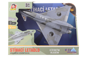 Stíhací letadlo na baterie