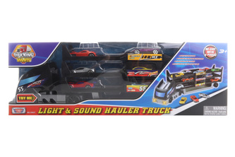 Kamion s autíčky na baterie