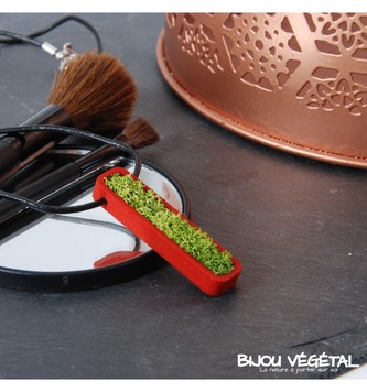 Živé šperky - Náhrdelník Jardiniere červený s lišejníkem