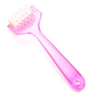 Gabriella Salvete Masážní váleček na obličej (Face Massage Roller) woman