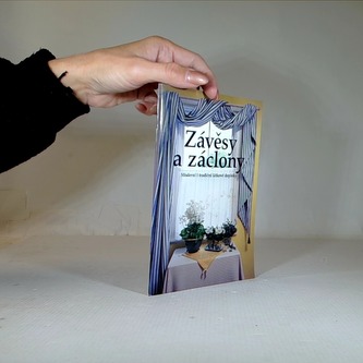 Závěsy a záclony