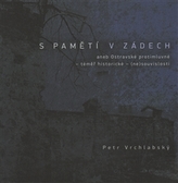 S pamětí v zádech