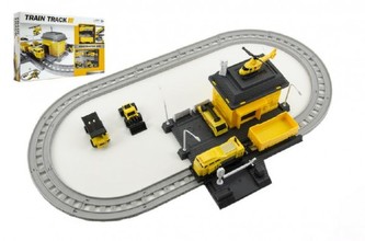 Železniční stanice/ nádraží + vlak a doplňky plast 22ks na baterie v krabici 50x31x7cm