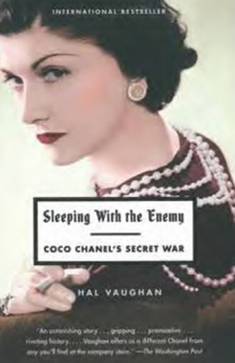 Tajná válka Coco Chanel - Skandální odhalení temné části života slavné návrhářky