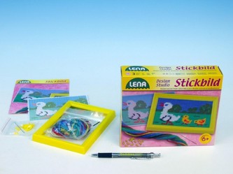 Vyšívací obrázek husa v krabici