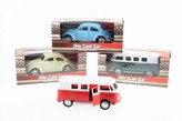 Auto Beetle kov 12cm na baterie se světlem a zvukem v krabičce