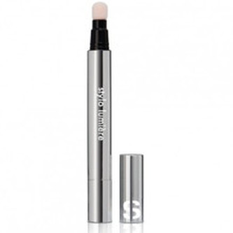 Sisley Rozjasňující pero Stylo Lumière (Instant Radiance Booster Pen) 2,5 ml Rozjasňující pero Stylo Lumière (Instant Radiance Booster Pen) 2,5 ml - Odstín 3 Soft Beige woman