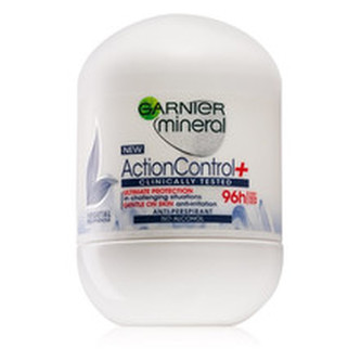 Garnier Kuličkový antiperspirant Mineral Action Control + Clinically Tested 50 ml woman