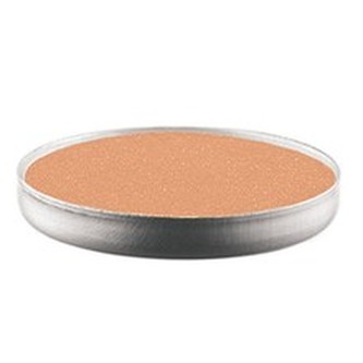 MAC Oční stíny (Eyeshadow) 1,5 g Oční stíny (Eyeshadow) 1,5 g - Odstín 026 Phloof! woman