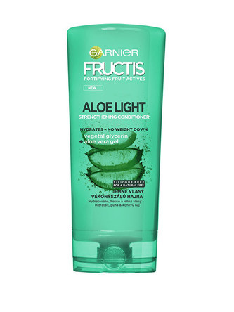 Garnier Balzám na posílení jemných vlasů s aloe vera (Strengthening Conditioner) 200 ml woman