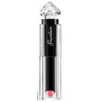 Guerlain Vyživující rtěnka (La Petite Robe Noire Lipstick) 2,8 g Vyživující rtěnka (La Petite Robe Noire Lipstick) 2,8 g - Odstín 007 Black Perfecto woman