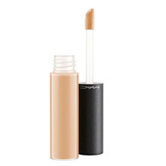 MAC Krémový tekutý korektor (Concealer) 5 ml Krémový tekutý korektor (Concealer) 5 ml - Odstín NW 25 woman