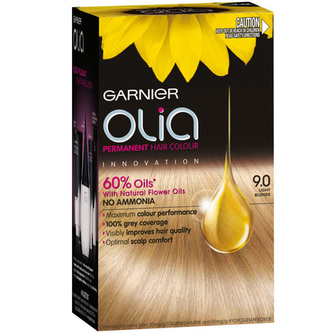 Garnier Permanentní olejová barva na vlasy bez amoniaku Olia Permanentní olejová barva na vlasy bez amoniaku Olia - Odstín 9.3 zlatá světlá blond woman