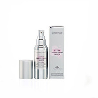 Antispotique Ultra rozjasňující pleťové sérum (Ultra Brightening Serum) 30 ml woman