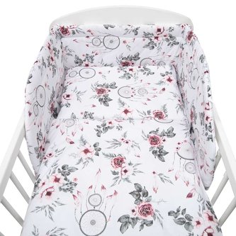 3-dílné ložní povlečení New Baby 100/135 cm bílé květy a pírka 3-dílné ložní povlečení New Baby 100/135 cm bílé květy a pírka