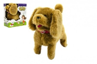 Pejsek chodící na ovládání tlesknutím plyš 20cm na baterie se zvukem v krabici 23x24x11cm