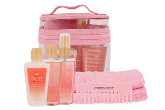 Victoria´s Secret Passion Struck vyživující tělový spray 60 ml + tělové mléko 60 ml + sprchový gel 60 ml + hřeben + ručník + kosmetická taška