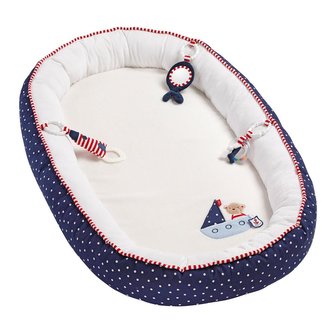 Mata, Gniazdko niemowlęce, Kojec Mata, Gniazdko niemowlęce, Kojec