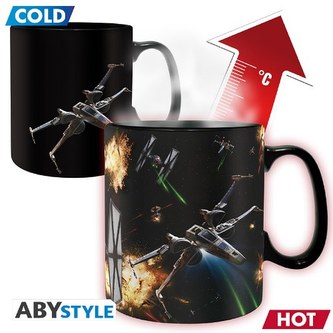 Hrnek Star Wars - Space Battle, měnící