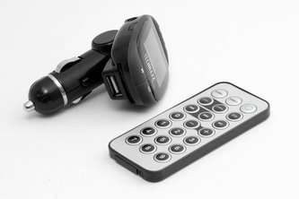 Technaxx FM transmitter + MP3 přehrávač, LCD display (FMT500)