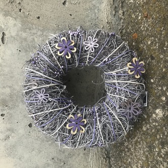 Věnec jarní s dekoracemi 25 cm