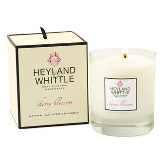 Svíčka skleněná váza Heyland & Whittle Třešňový květ, 230 g Svíčka skleněná váza Heyland & Whittle Třešňový květ, 230 g