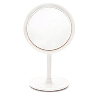 Rio-Beauty Kosmetické zrcadlo s ventilátorem (Illuminated Mirror with Built in Fan) woman