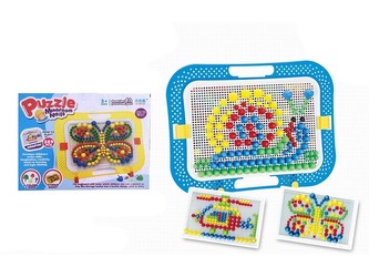 Mozaika 389 kloboučků, 34,5 x 26 cm