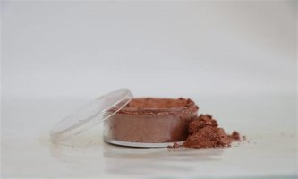 Prachová barva Super červeno hnědá 10g - Rolkem