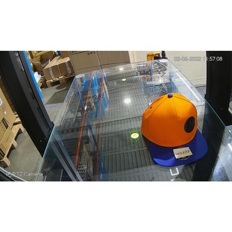 Kšiltovka Dragon Ball Z - Goku Metal Badge