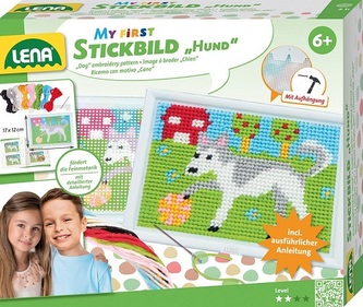 Lena První vyšívání - pes Lena První vyšívání - pes
