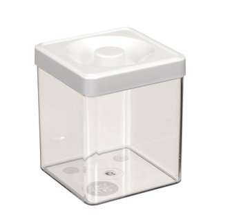 dóza 0,50l  8,3x 8,3x10,0cm, čtverc., plast