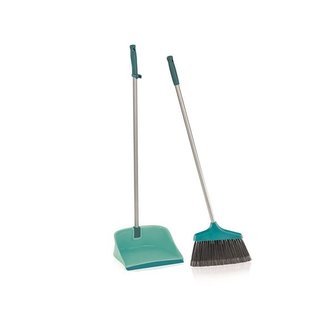 Soupr.smetáček a lopatka Leifheit-s dl. rukojetí Soupr.smetáček a lopatka Leifheit-s dl. rukojetí