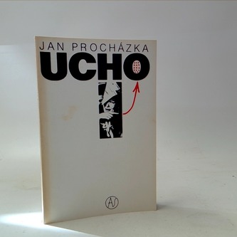 Ucho