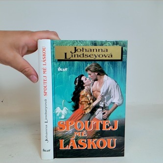 Spoutej mě láskou
