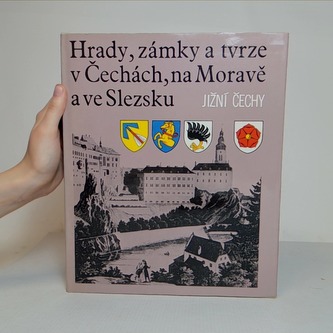 Hrady, zámky a tvrze v Čechách, na Moravě a ve Slezsku; VČ