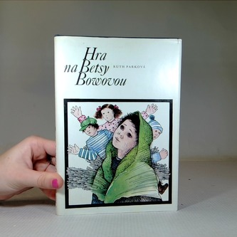 Hra na Betsy Bowovou