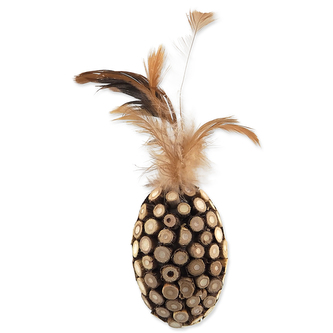 Hračka MAGIC CAT Natural Fun ovál s přírodními pírky a oblepené dřevem