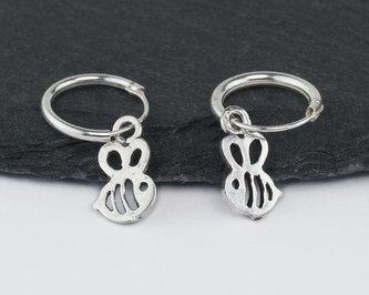 Stříbrné náušnice kroužek - Bee