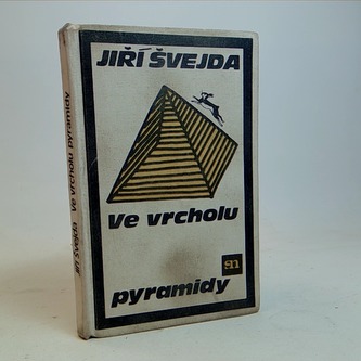 Ve vrcholu pyramidy