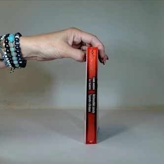 Hollywoodské zásnuby, Tajmeství v Brisbane