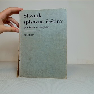 Slovník spisovné češtiny pro školu a veřejnost