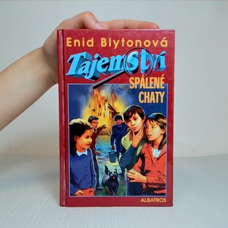 Tajemství spálené chaty