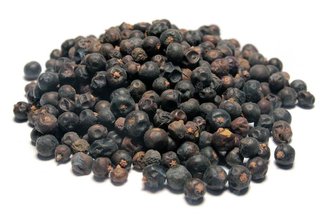 Jalovec modrý plod - celý, balení 100 g