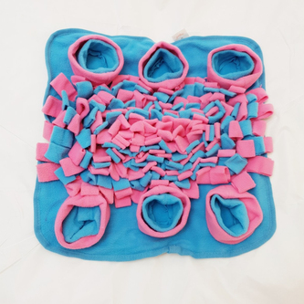 DogLemi čmuchací kobereček IQ Candy 45 x 45cm DogLemi čmuchací kobereček IQ Candy 45 x 45cm