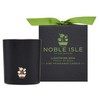 Noble Isle Vonná svíčka Lightning Oak 200 g woman