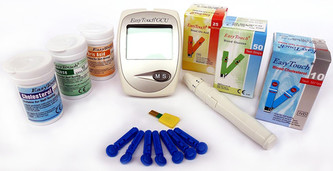 EasyTouch Cholesterolmetr EasyTouch 3v1 + 3 krabičky proužků