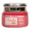 Svíčka ve skleněné dóze Village Candle, Višeň a vanilka, 312 g