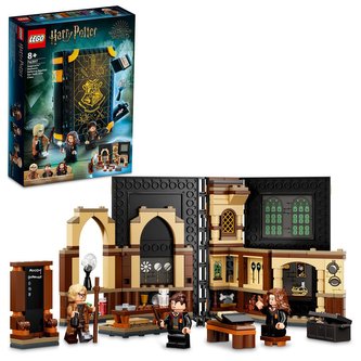 LEGO Harry Potter 76397 Kouzelné momenty z Bradavic: Hodina obrany proti černé magii