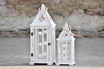 Dřevěná lucerna s/2, bílá s patinou